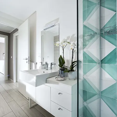 Mon Repos Avenir * 陶尔米纳